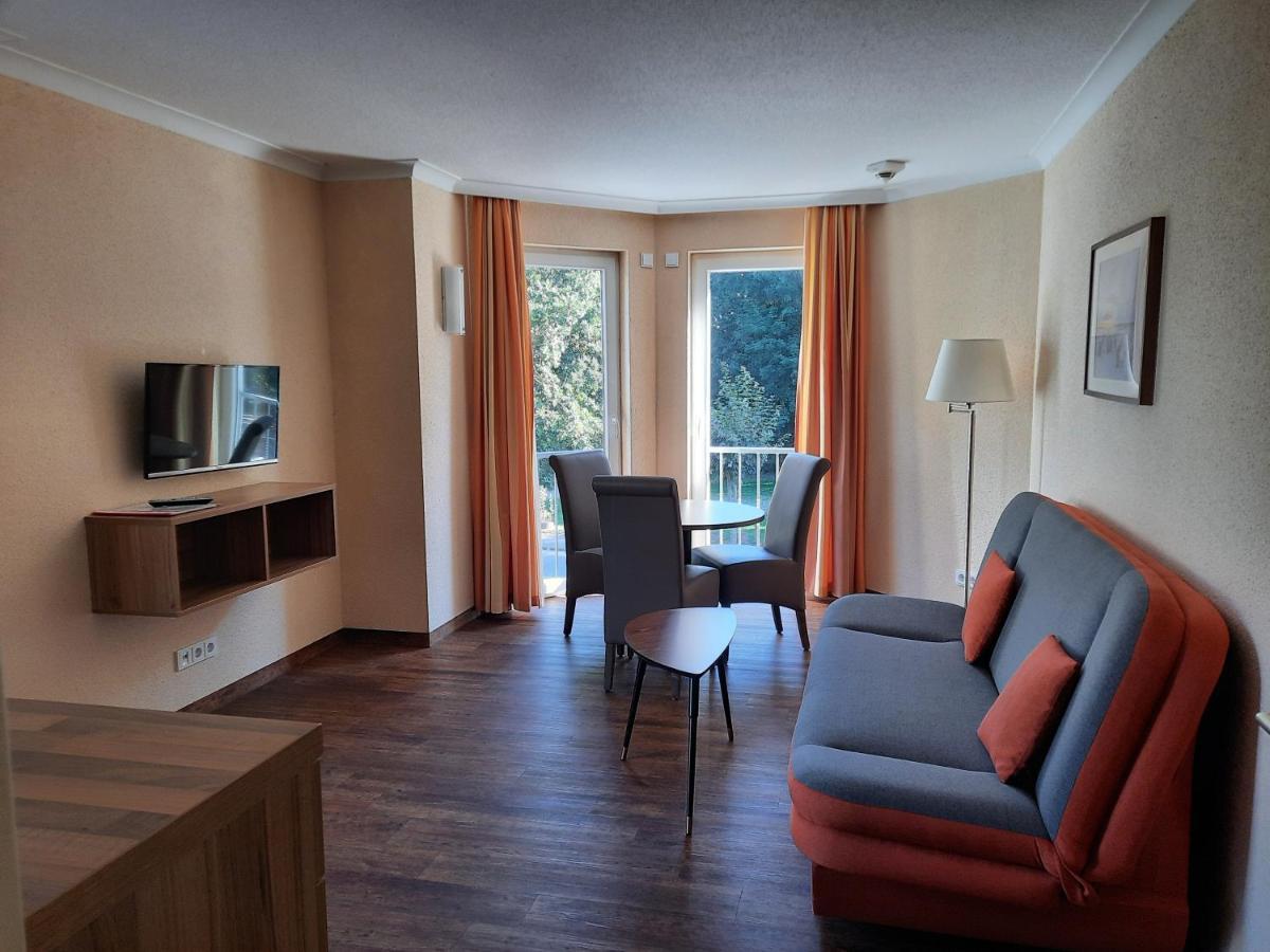 Hotel Karl'S Burg Kölpinsee Extérieur photo