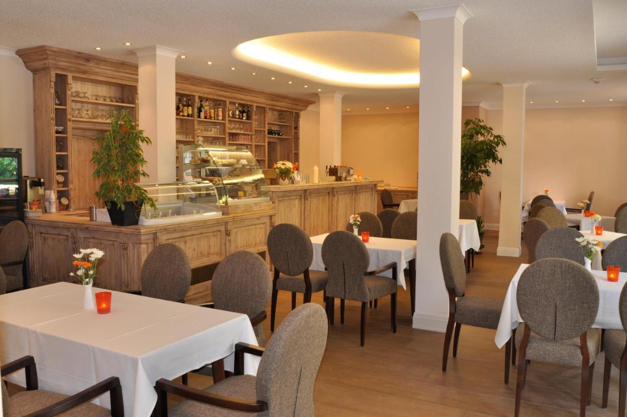 Hotel Karl'S Burg Kölpinsee Extérieur photo